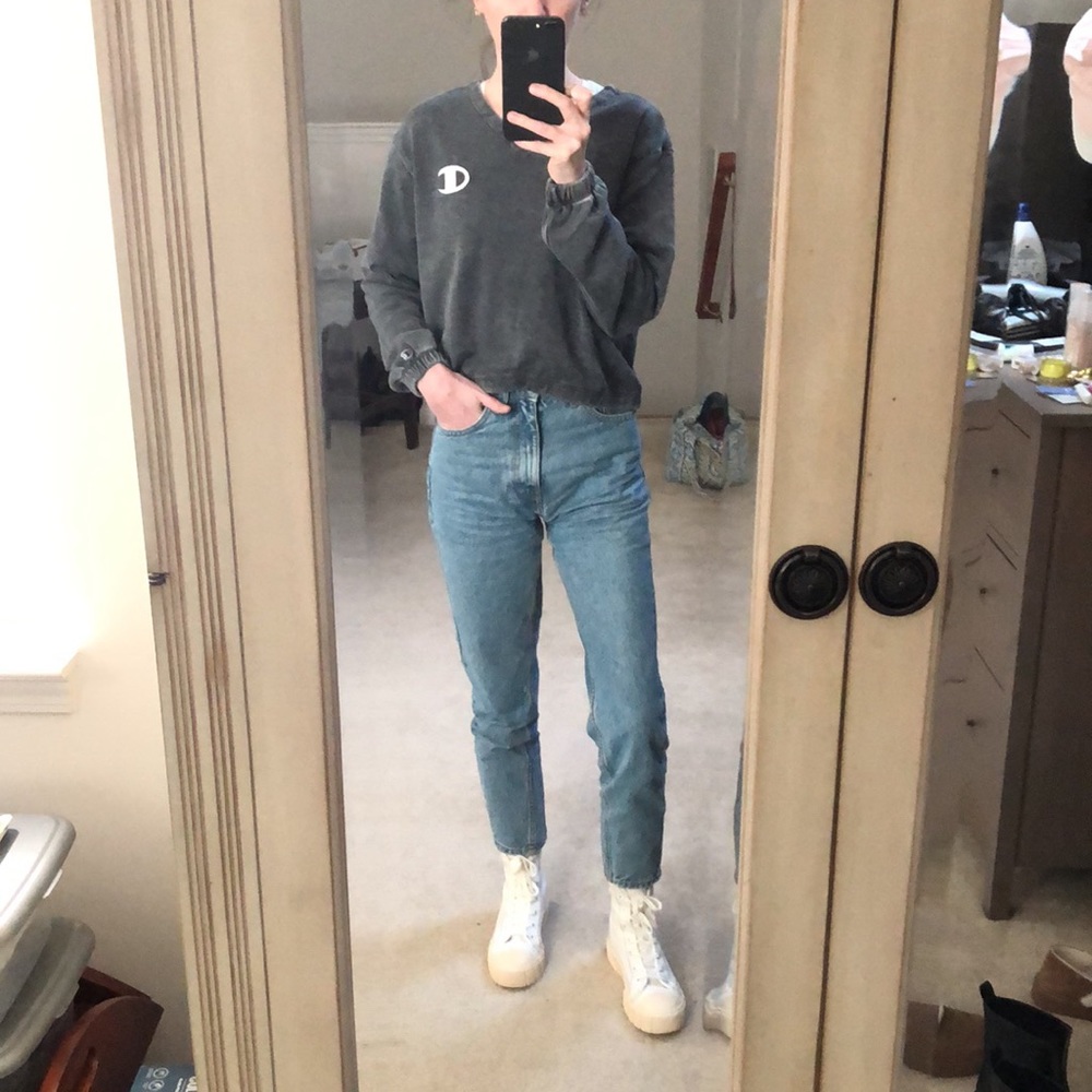Vneck Cropped Champion Sweatshirt